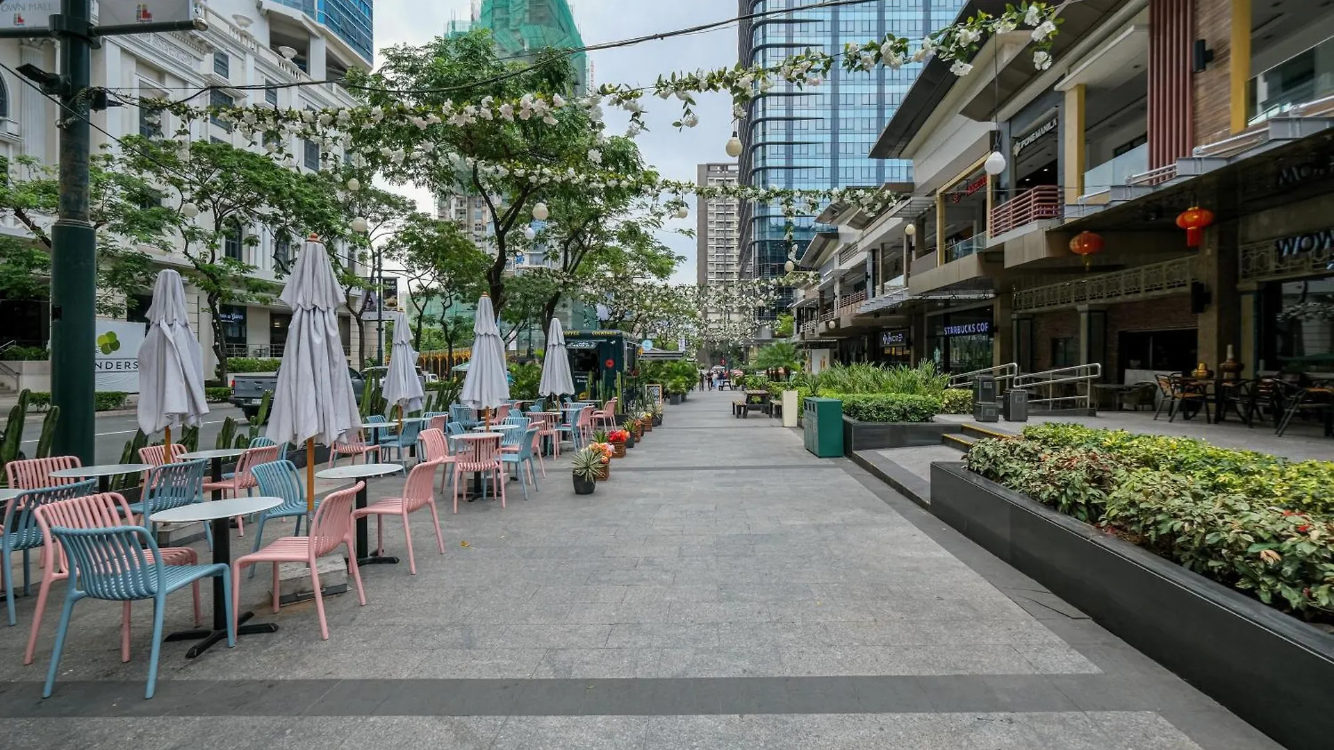 Aparthotel Bgc One Uptown 2Bedroom With Balcony And 1 Free Parking Manila Philippines