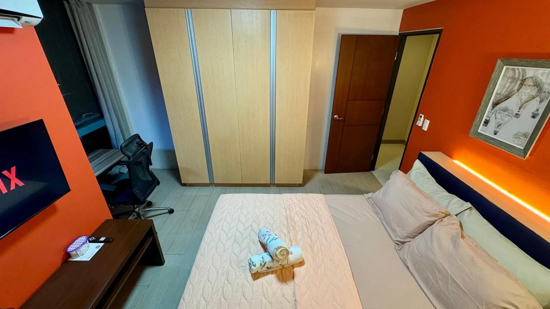 Bgc One Uptown 2Bedroom With Balcony And 1 Free Parking Manila