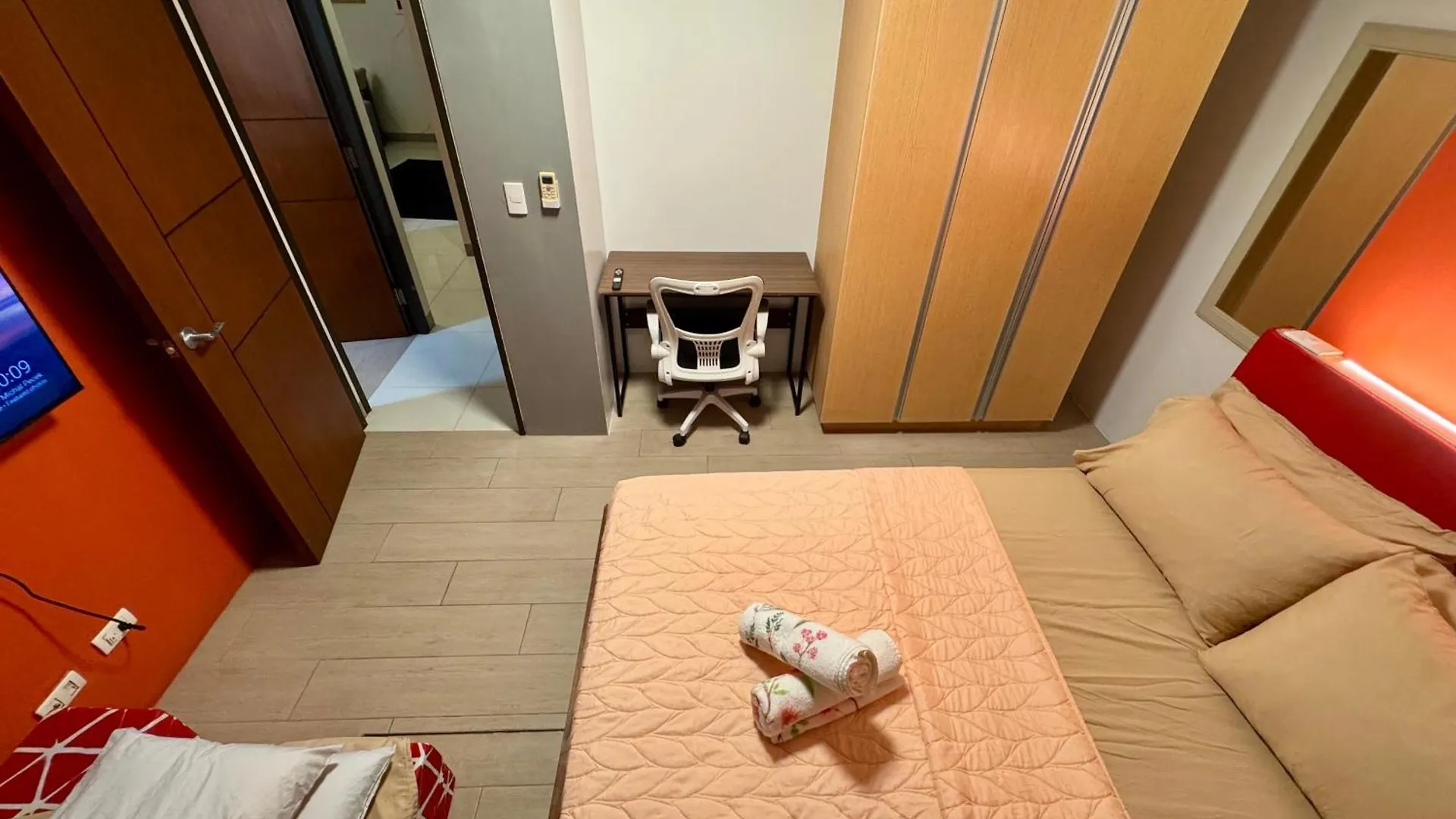 Bgc One Uptown 2Bedroom With Balcony And 1 Free Parking Manila Aparthotel