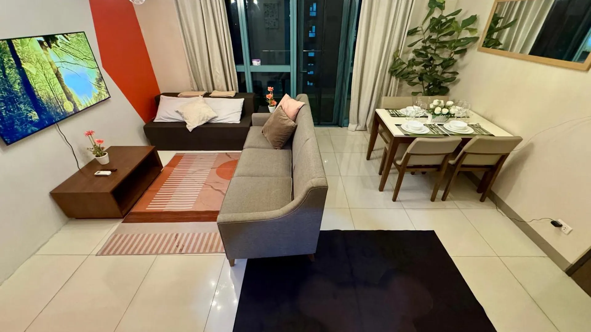 Bgc One Uptown 2Bedroom With Balcony And 1 Free Parking Manila 0*,