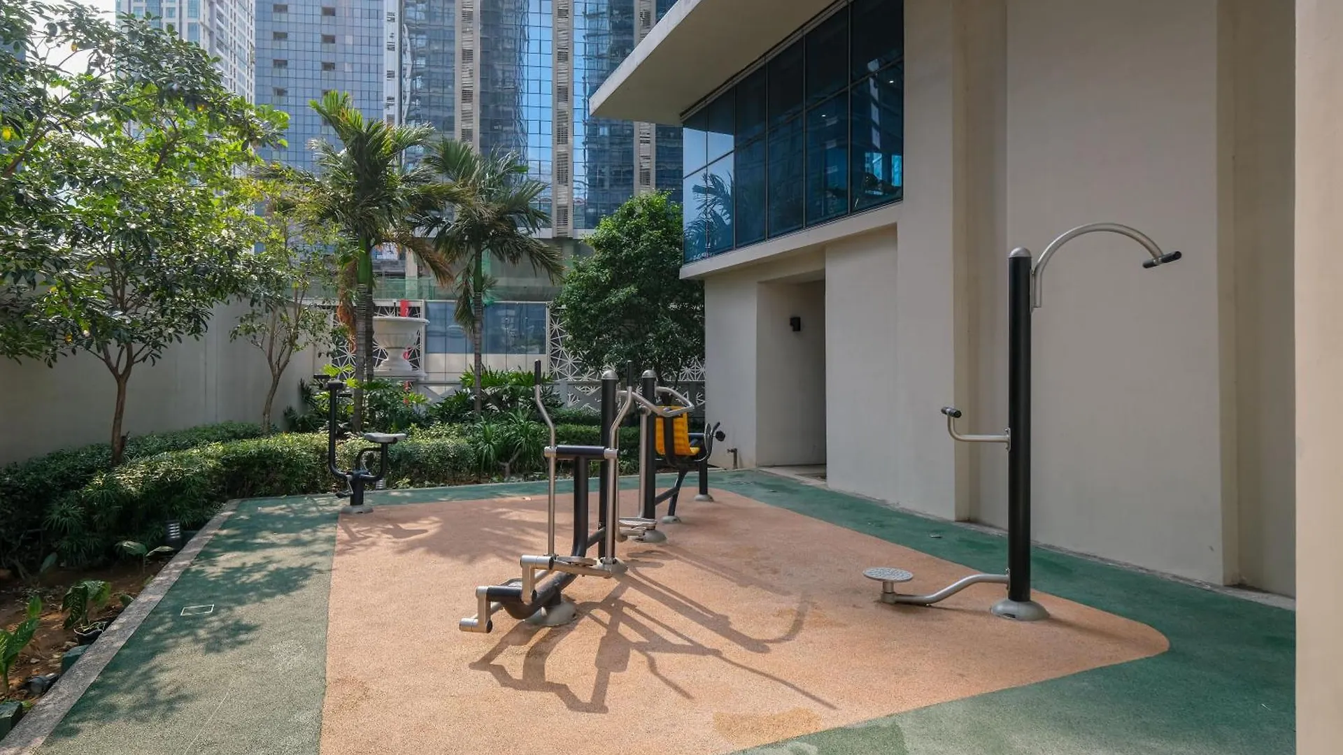 Bgc One Uptown 2Bedroom With Balcony And 1 Free Parking Manille