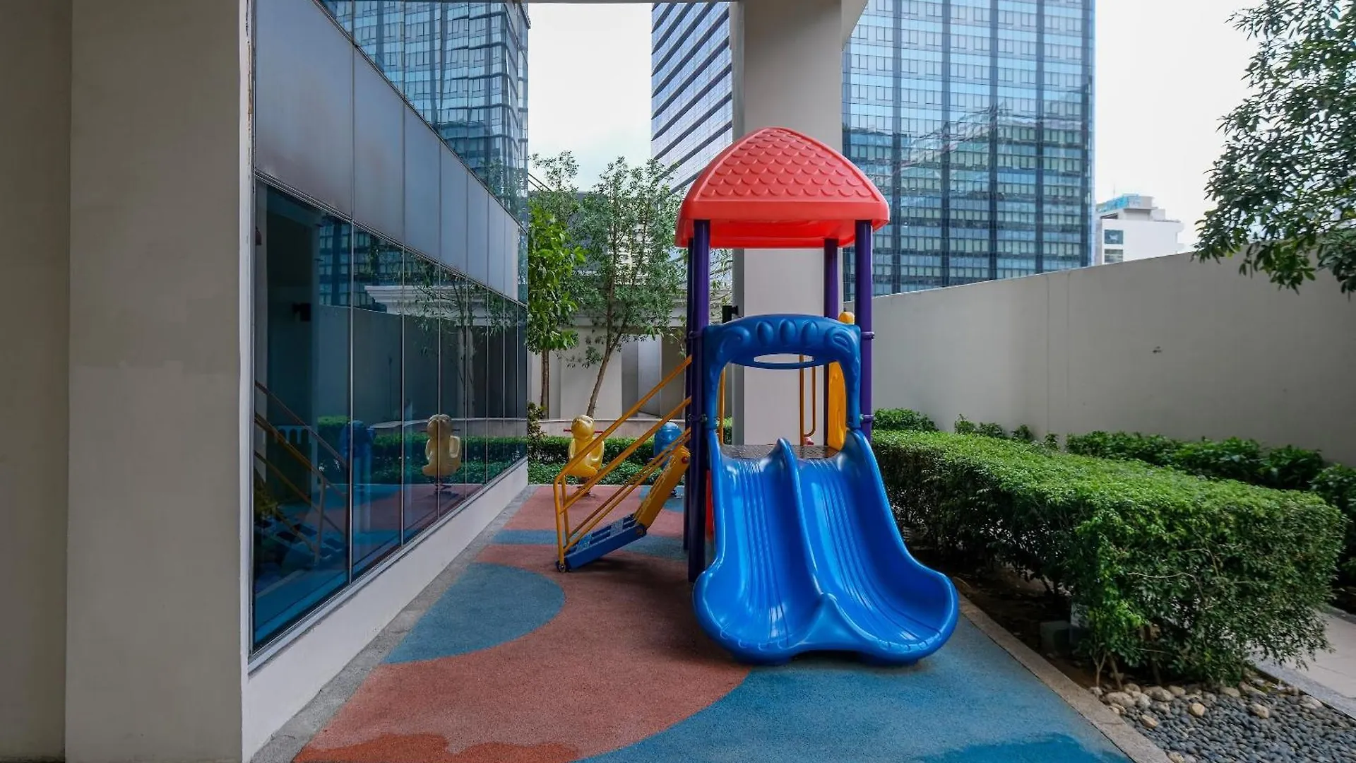 Appart hôtel Bgc One Uptown 2Bedroom With Balcony And 1 Free Parking Manille