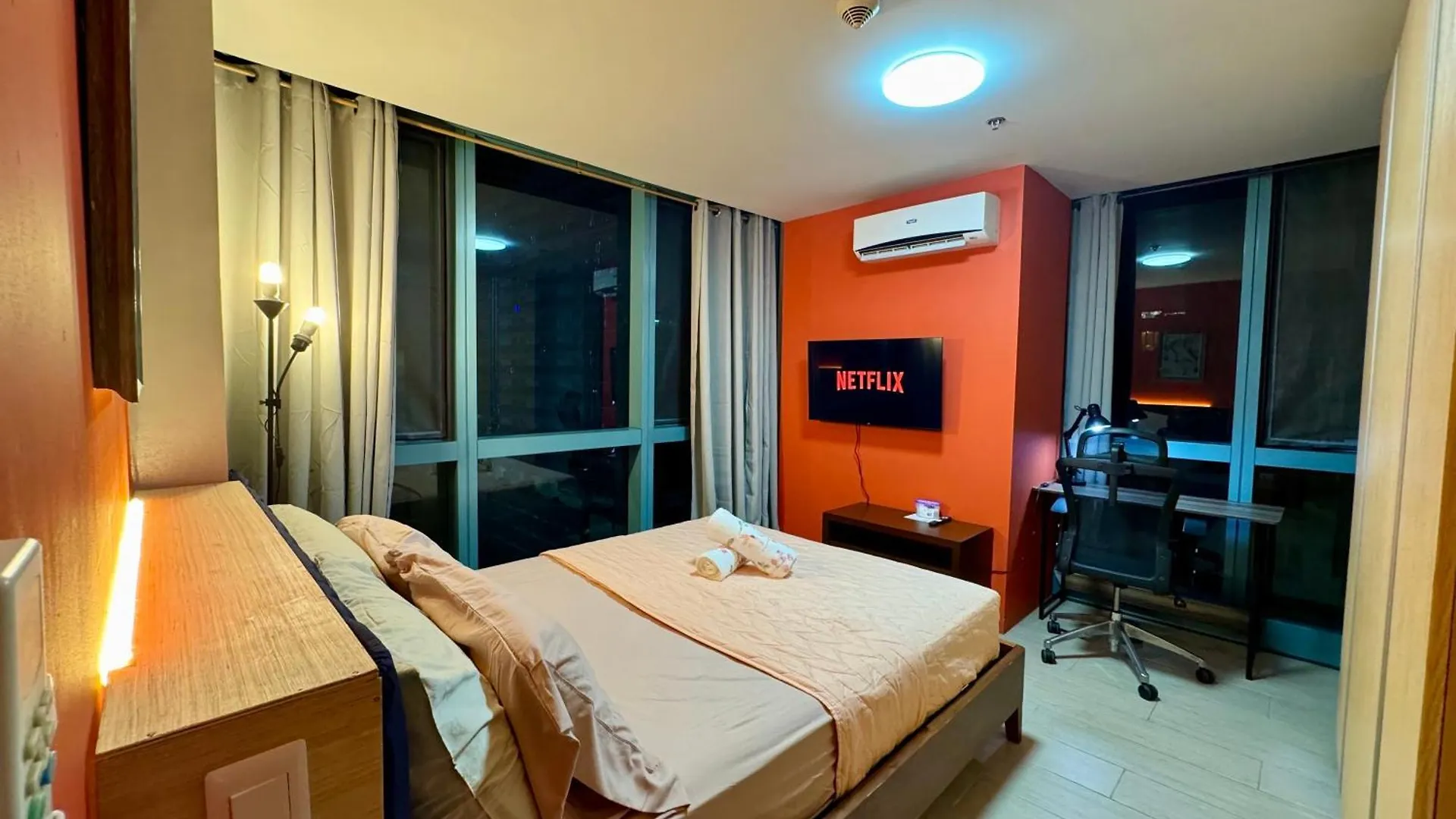 מנילה Bgc One Uptown 2Bedroom With Balcony And 1 Free Parking מלון דירות